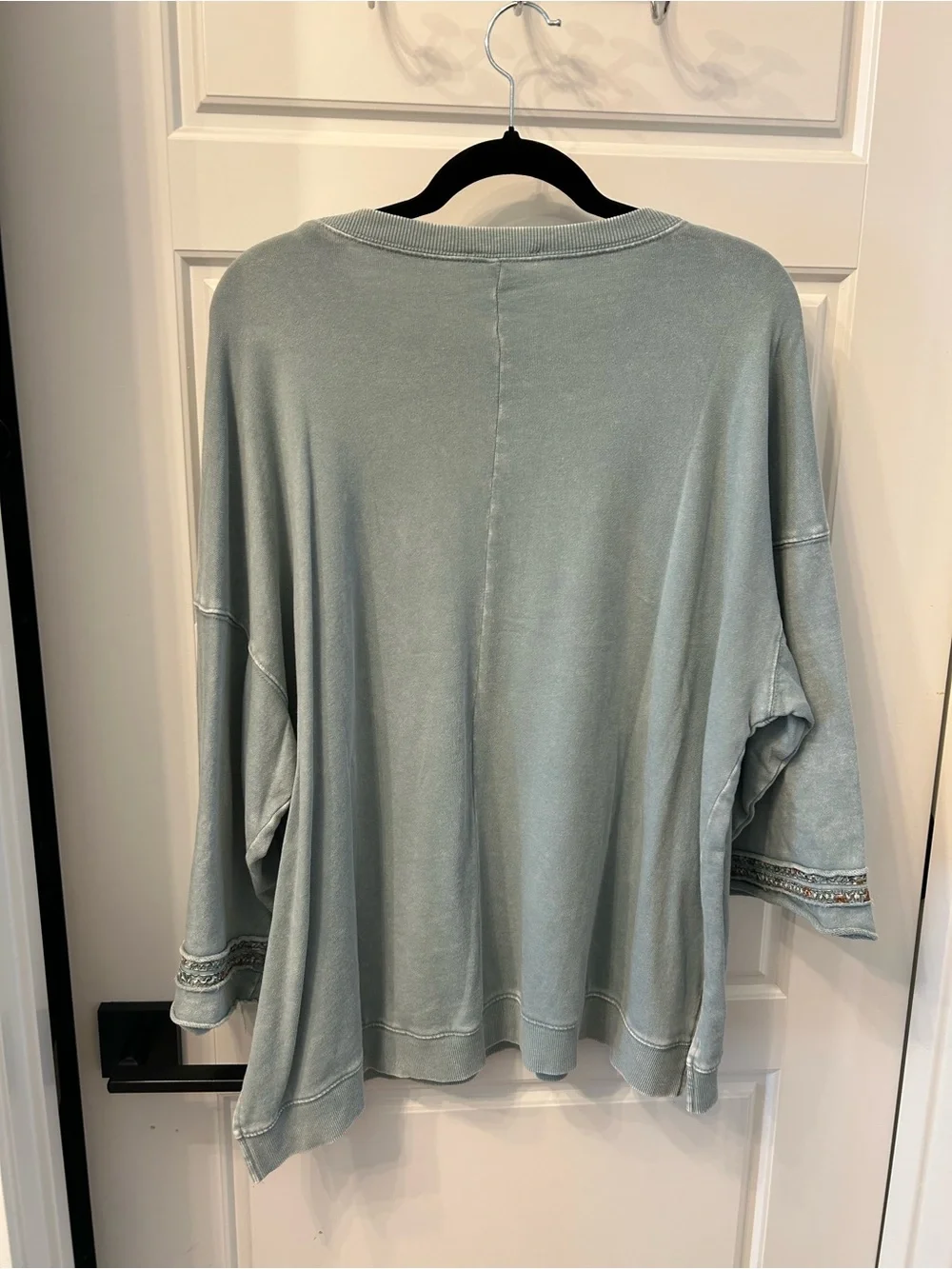 Easel - Boho Peace Sign Sweatshirt - sage - Picture 7 of 7